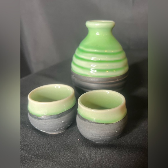 Other - 😲 Japanese Sake Set Two Cups Green  Dark Brown Art Glazed Earthenware